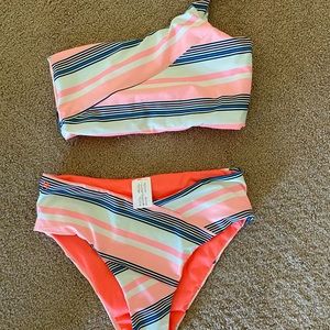 Maaji bikini- never worn bikini. Too is medium and bottom is small.